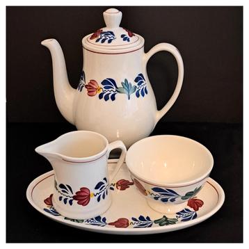 Boerenbont Servies - Koffiepot, Melkkan, Suikerpot, Schalen beschikbaar voor biedingen