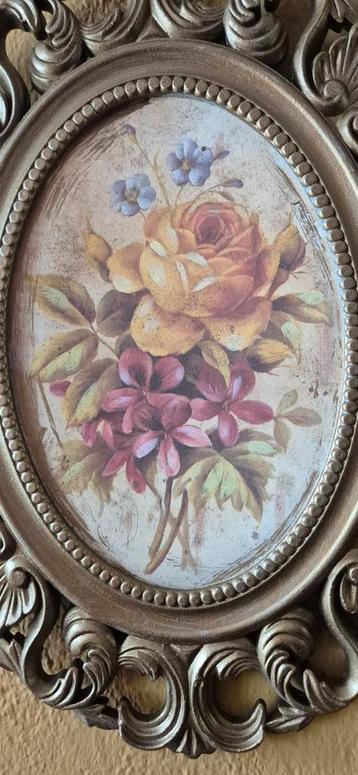 Vintage Bloemenprint in Ovale Lijst beschikbaar voor biedingen