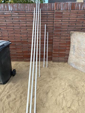 Geventileerde glaslat beschikbaar voor biedingen