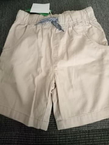 Korte broek 7-8 jaar. Nieuw! beschikbaar voor biedingen