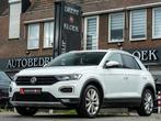 Volkswagen T-Roc 1.5 TSI Style Sport LED VIRTUAL DASH CAMERA, 4 cilinders, 150 pk, Leder en Stof, Wit
