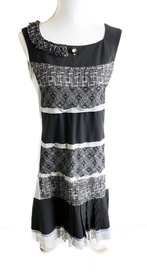 Mooie jurk van Elisa Cavaletti M, Kleding | Dames, Jurken, Zo goed als nieuw, Maat 38/40 (M), Grijs, Knielengte, Ophalen of Verzenden