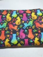 Soft-shell cats (209)