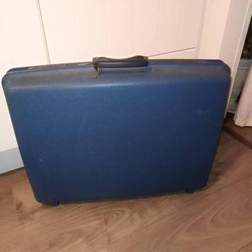 Gebruikte Samsonite koffer beschikbaar voor biedingen