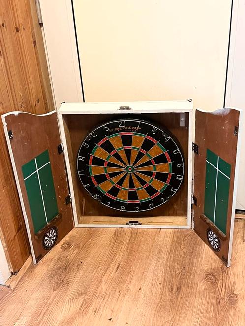 Dunlop Dartbord met Houten Kast - Vintage, Sport en Fitness, Darts, Gebruikt, Dartbord, Ophalen of Verzenden