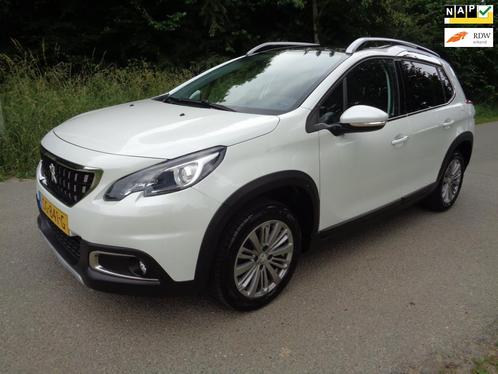 Peugeot 2008 1.2 PureTech Allure Panodak! Apple carplay!, Auto's, Peugeot, Te koop, ABS, Achteruitrijcamera, Airbags, Airconditioning