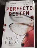 Perfecte resten spanning boek paperback, Nieuw, Helen Fields, Ophalen of Verzenden
