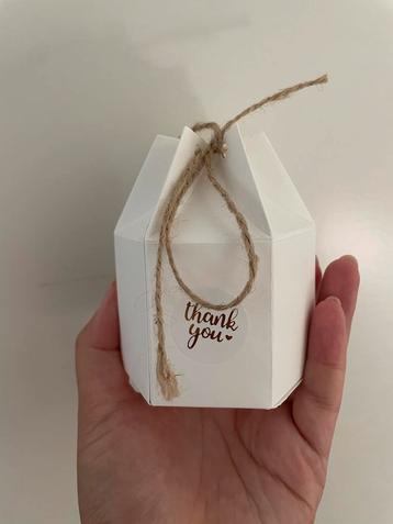 Kleine Cadeau/Bedank Doosjes beschikbaar voor biedingen