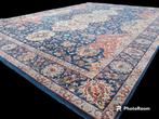 Prachtig groot vintage tapijt van Louis de Poortere, 200 cm of meer, 200 cm of meer, Gebruikt, Rechthoekig