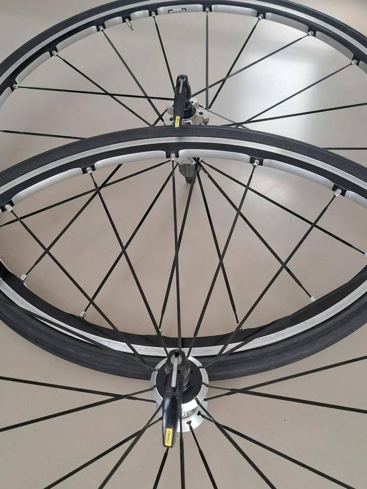 Mavic Ksyrium S Elite - Wielset incl banden, Fietsen en Brommers, Fietsonderdelen, Zo goed als nieuw, Racefiets, Wiel, Ophalen