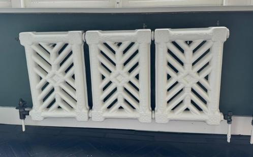 Vintage gietijzeren Amerikaanse radiator, Doe-het-zelf en Verbouw, Verwarming en Radiatoren, Gebruikt, Radiator, 800 watt of meer