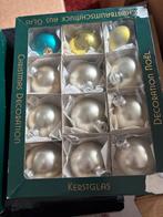 Kerstballen zilverkleurig, Ophalen of Verzenden, Zo goed als nieuw