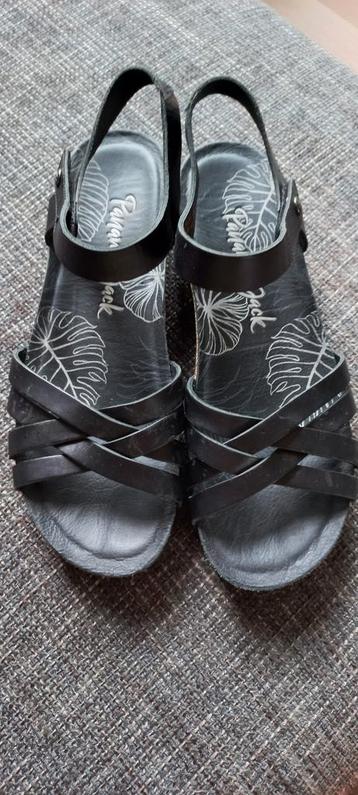 PANAMA JACK SANDALEN CHIA NATURE  ZWART MAAT 41 bijna nieuw! beschikbaar voor biedingen