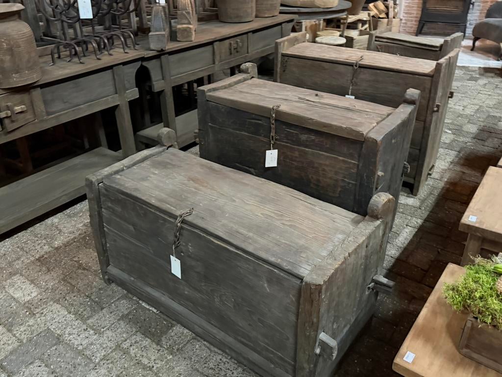 Himalaya kisten box india stoer sober landelijk, Huis en Inrichting, Woonaccessoires | Kisten, Zo goed als nieuw, 50 tot 75 cm