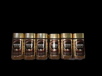 Nescafé oploskoffie Gold 6 potten a 200 gram elk beschikbaar voor biedingen