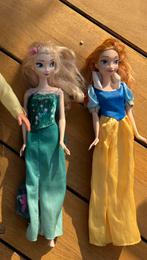 Anna en Elsa (Frozen) barbies, Kinderen en Baby's, Speelgoed | Poppen, Ophalen of Verzenden, Gebruikt, Barbie