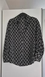 Mooie satijnachtige blouse in maat S. In zeer goede staat., Kleding | Dames, Blouses en Tunieken, Ophalen of Verzenden, Zo goed als nieuw