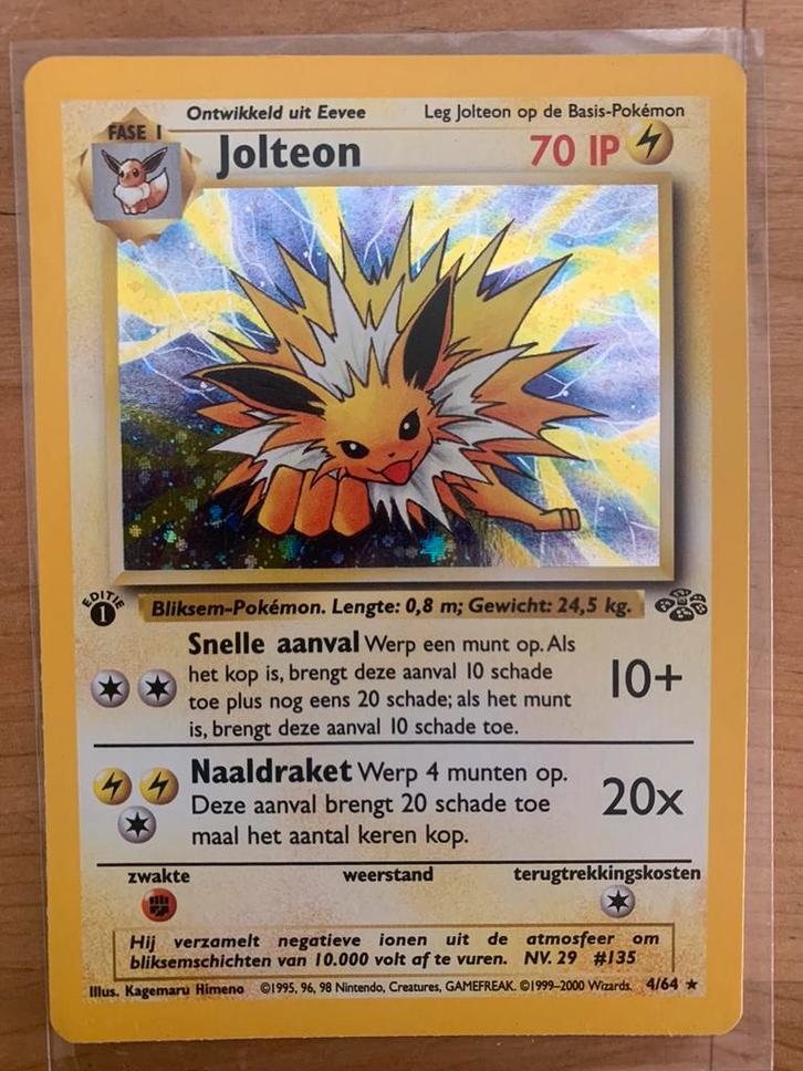 Jolteon first edition 4/64 Jungle NL, Hobby en Vrije tijd, Verzamelkaartspellen | Pokémon, Zo goed als nieuw, Losse kaart, Foil