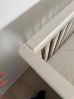 Babybed met matras - stevig en klaar voor gebruik!, Ophalen, Gebruikt, Ledikant