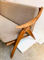 Teak bank van De Ster Gelderland model Knoop , jaren 60, Huis en Inrichting, Ophalen, Hout, Minder dan 75 cm, 150 tot 200 cm