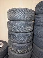 Winterwielen spikes / spijkerbanden v70 op LMV, Auto-onderdelen, Banden en Velgen, Ophalen, Gebruikt, 16 inch, Banden en Velgen