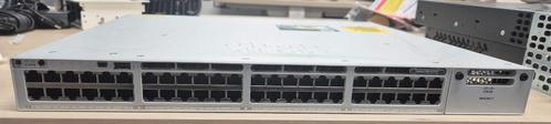 Cisco Catalyst C9300-48P-A, Computers en Software, Netwerk switches, Gebruikt, Ophalen of Verzenden
