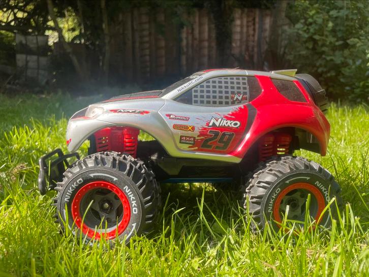 Nikko RC Off Road Trucks Zeros Ford, Hobby en Vrije tijd, Modelbouw | Radiografisch | Auto's, Zo goed als nieuw, Auto offroad