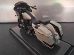 Harley-Davidson CVO Road Glide 2018 Grijs-zwart Schaal 1:18, Hobby en Vrije tijd, Modelauto's | 1:18, Ophalen of Verzenden, Nieuw