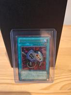Yu-Gi-Oh Enemy Controller 1st Edition AST-037, Ophalen of Verzenden, Gebruikt, Losse kaart, Foil