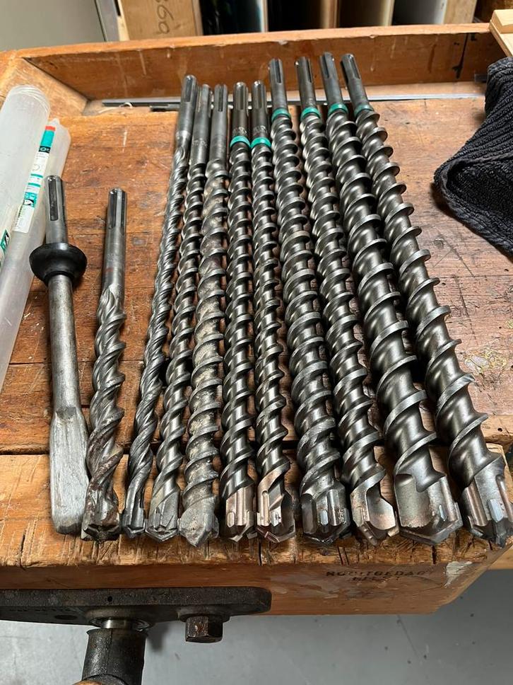 SDS MAX boren, Doe-het-zelf en Verbouw, IJzerwaren en Bevestigingsmiddelen, Gebruikt, Ophalen of Verzenden