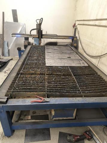 Plasma Cutting Machine Cybertronic 3000x1500 beschikbaar voor biedingen