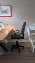 Fijne bureaustoel met luchtvering en instelmogelijkheden, Huis en Inrichting, Bureaustoelen, Ophalen, Zo goed als nieuw, Zwart