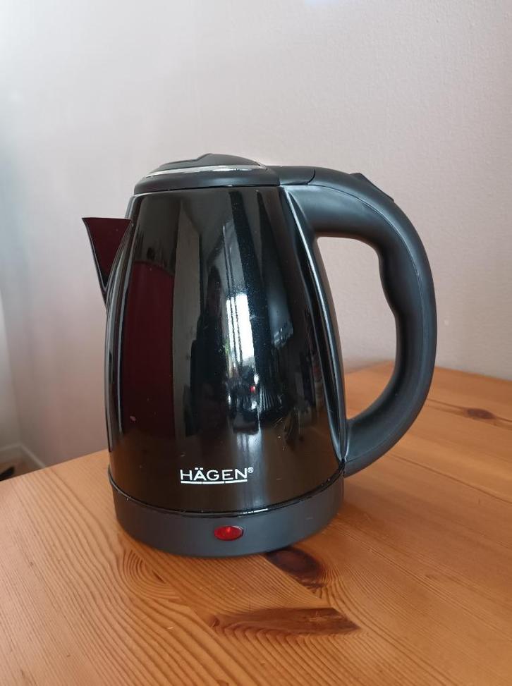 Elektrische waterkoker, merk Hägen, Witgoed en Apparatuur, Waterkokers, Gebruikt, 1 tot 2 liter, Draadloos, Rvs, Ophalen of Verzenden