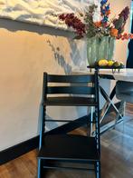 Nieuw model Tripp trapp mat zwart verzenden mogelijk, Kinderen en Baby's, Kinderstoelen, Ophalen of Verzenden, Zo goed als nieuw