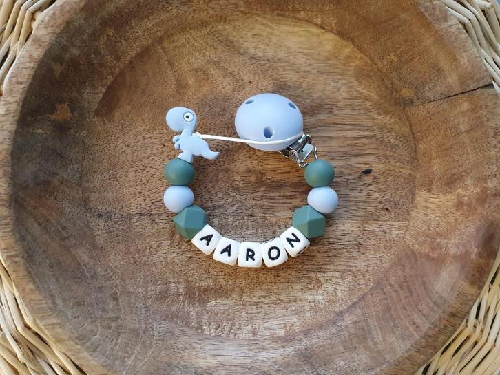 speenkoord T-Rex blauw met of zonder naam €10,95, Kinderen en Baby's, Kraamcadeaus en Geboorteborden, Nieuw, Kraamcadeau, Ophalen of Verzenden