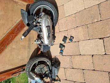 Sym fiddle motorblok 65cc met 2x regelbare cdi's met afstand beschikbaar voor biedingen