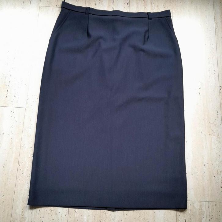 Blauwe rok Karelia maat 46 zeer geschikt voor bv senioren, Kleding | Dames, Rokken, Zo goed als nieuw, Maat 46/48 (XL) of groter