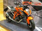 KTM 1290 Super Duke R 1:12 605101, Hobby en Vrije tijd, Nieuw, Motor, Ophalen of Verzenden, 1:9 t/m 1:12