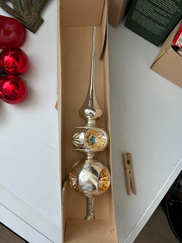 Oude vintage glazen deuk piek voor de kerstboom beschikbaar voor biedingen