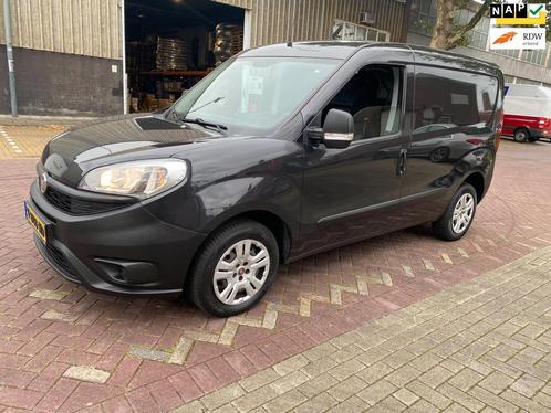 Fiat Doblò Cargo 1.3 MJ * 1e Eigenaar * 2018 * Airco * Euro, Auto's, Bestelauto's, Bedrijf, Te koop, ABS, Airconditioning, Boordcomputer