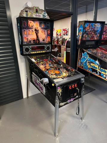 Prachtige flipperkast Bally The Addams Family Pinball beschikbaar voor biedingen