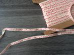 (Nr 247) Prachtig oud BAND met rode bloemetjes 10 m € 4,00, Verzenden, Nieuw, Kant
