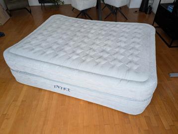 Intex Supreme Air Flow luchtbed - Queensize (203x152x51cm) beschikbaar voor biedingen