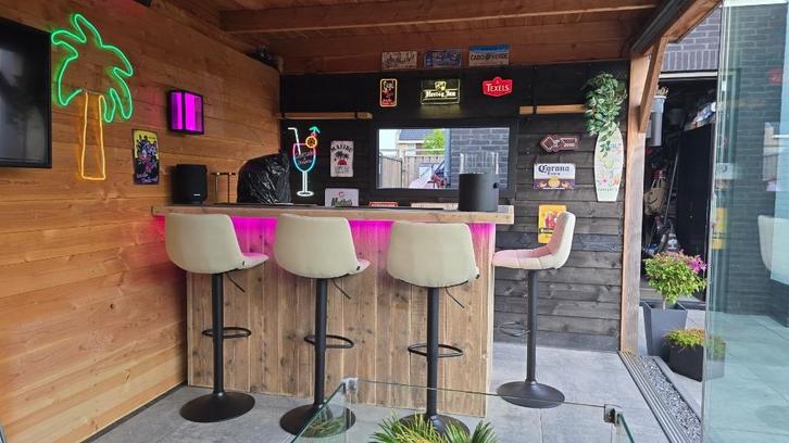 Bar balie toonbank hoekbar lounge café mancave steigerhout, Huis en Inrichting, Barren, Nieuw, Ophalen