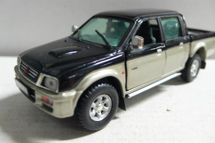 mitsubishi l200 crewcab - vitesse   1/43, Hobby en Vrije tijd, Modelauto's | 1:43, Nieuw, Auto, Overige merken, Verzenden