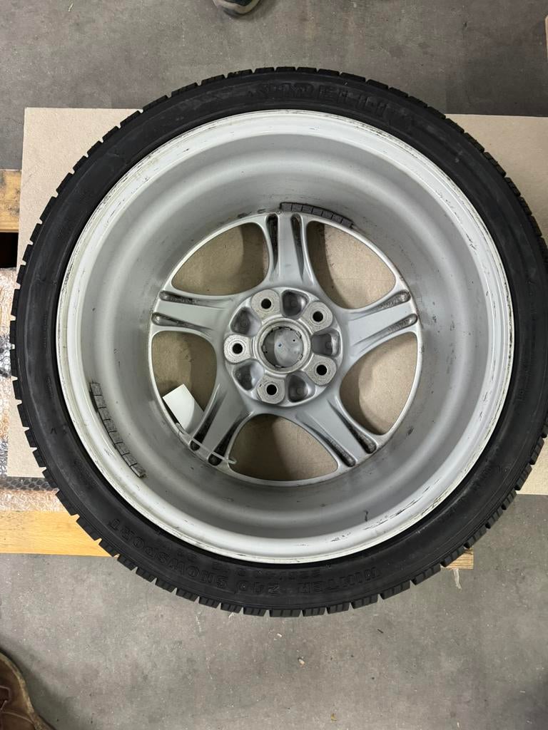 Porsche 911 996 Turbo  18 inch velgen met winterbanden, Auto-onderdelen, Banden en Velgen, Velg(en), Winterbanden, 18 inch, Verzenden