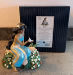 Disney showcase Jasmine (6014850), Verzamelen, Disney, Ophalen of Verzenden, Overige figuren, Zo goed als nieuw, Beeldje of Figuurtje