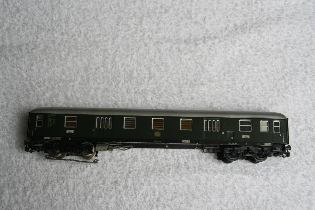 Märklin HO 4026 Bagagerijtuig van de DB groen (3-2), Hobby en Vrije tijd, Modeltreinen | H0, Wisselstroom, Gebruikt, Wagon, Ophalen of Verzenden