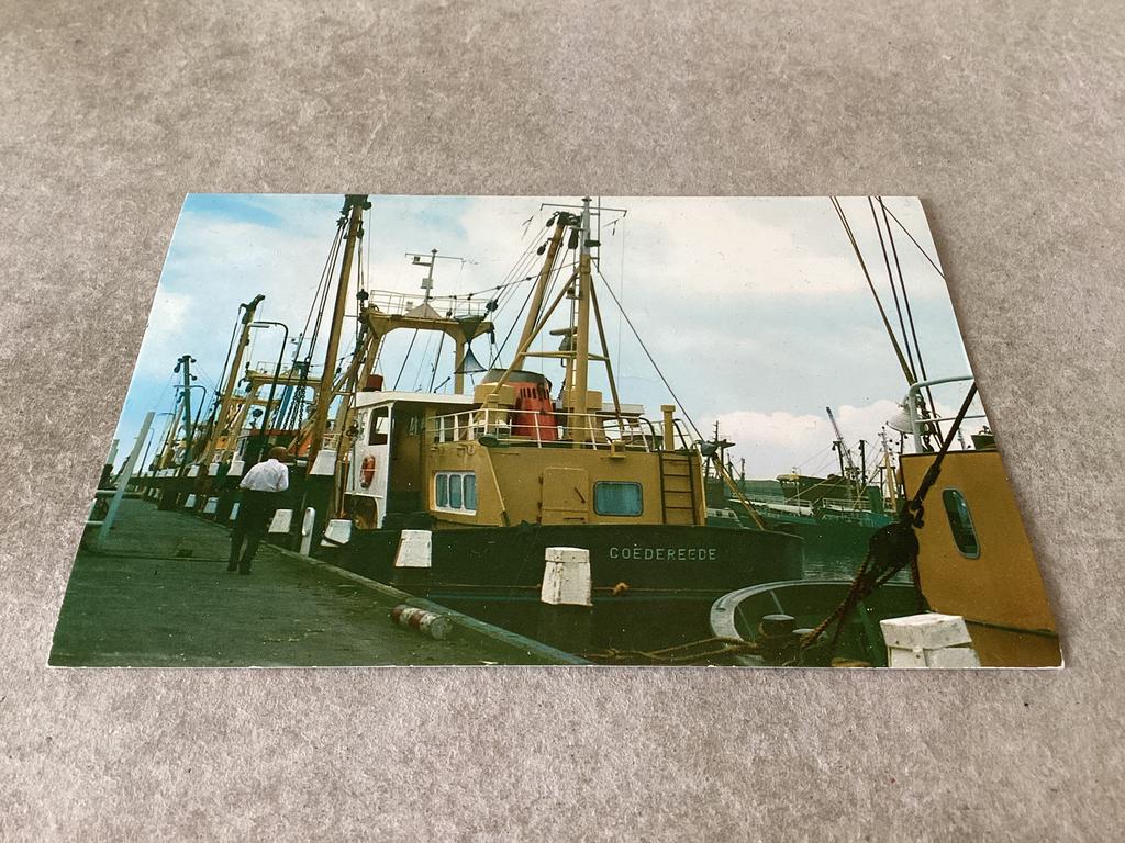 Stellendam.      Vissershaven.     Scheepvaart, Verzamelen, Ansichtkaarten | Nederland, Ophalen of Verzenden
