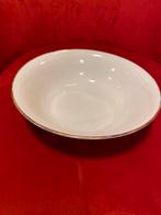 Elfenbein,Bavaria Porzellan,2 diepe schalen,doorsnee25en23.5, Ophalen of Verzenden